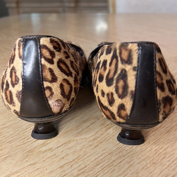 Donald J.Pliner Couture Kitten Heels (8M) - Picture 5 of 10